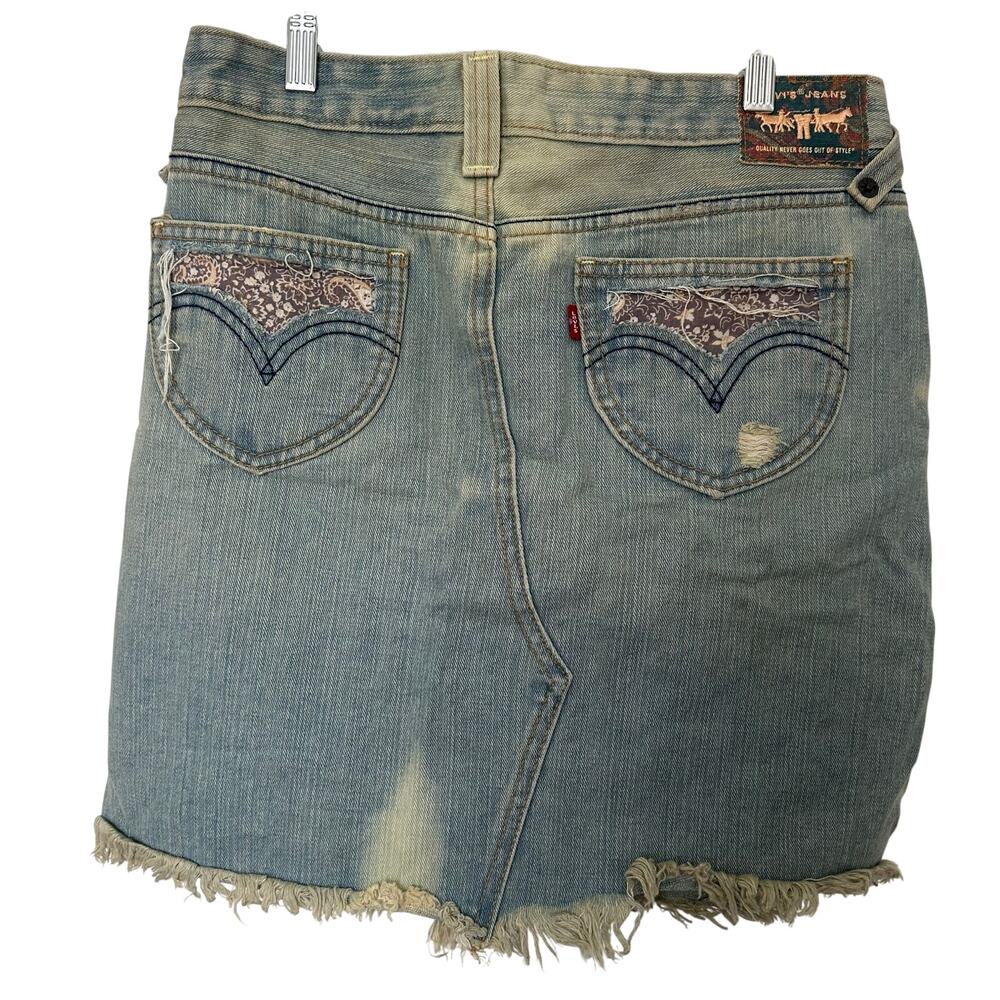 Levi's Jeans (3) Patchwork Bohemian Distressed Denim High Waisted Mini Skirt Y2K